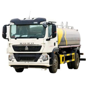 شاحنة رش الماء Howo TX 4x2 15 متر مكعب