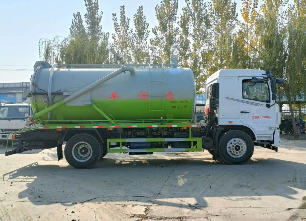 Vacuum Sewage Suction Truck